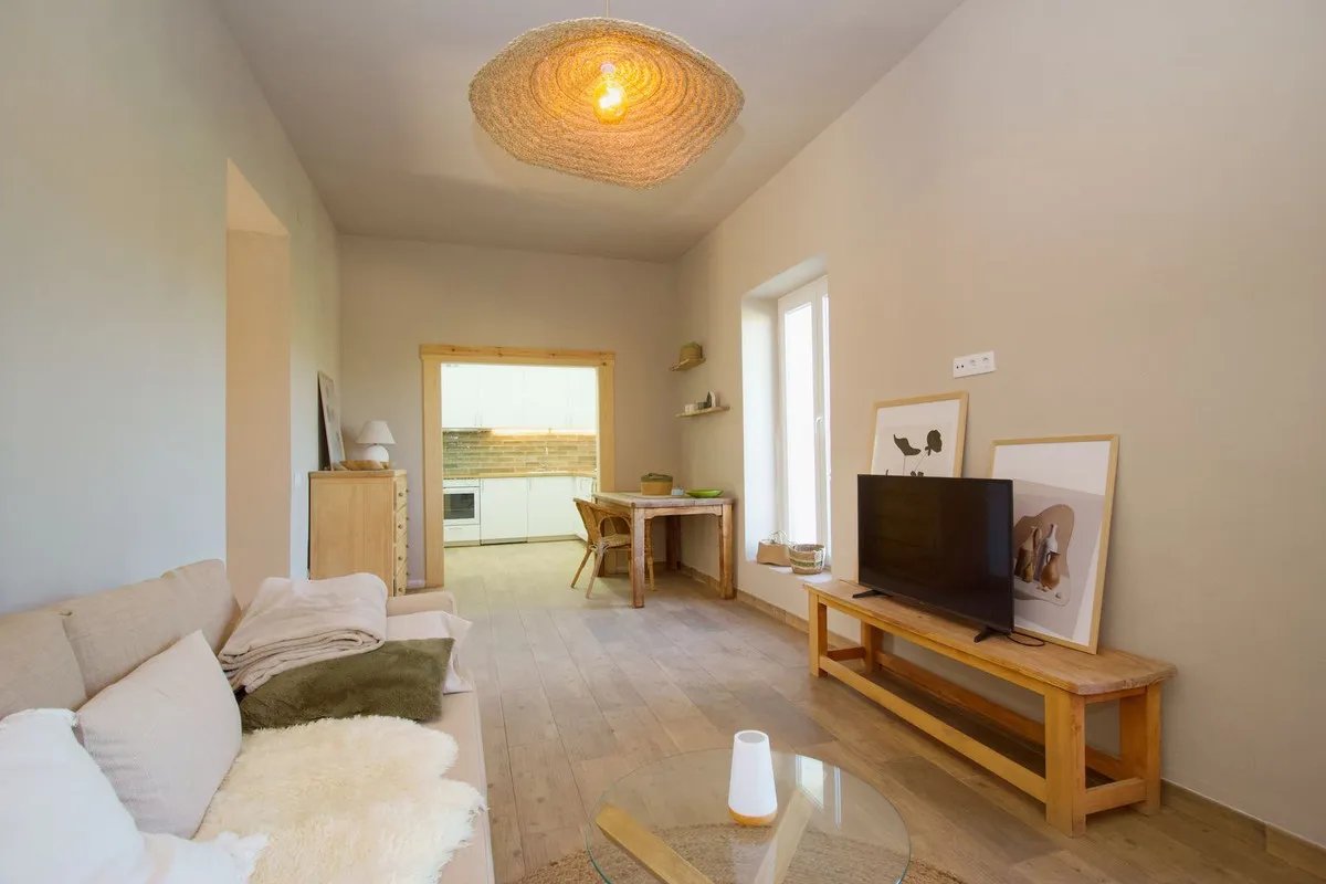 950db8a8-18bc-4894-a9c4-423e1ddc0d0e