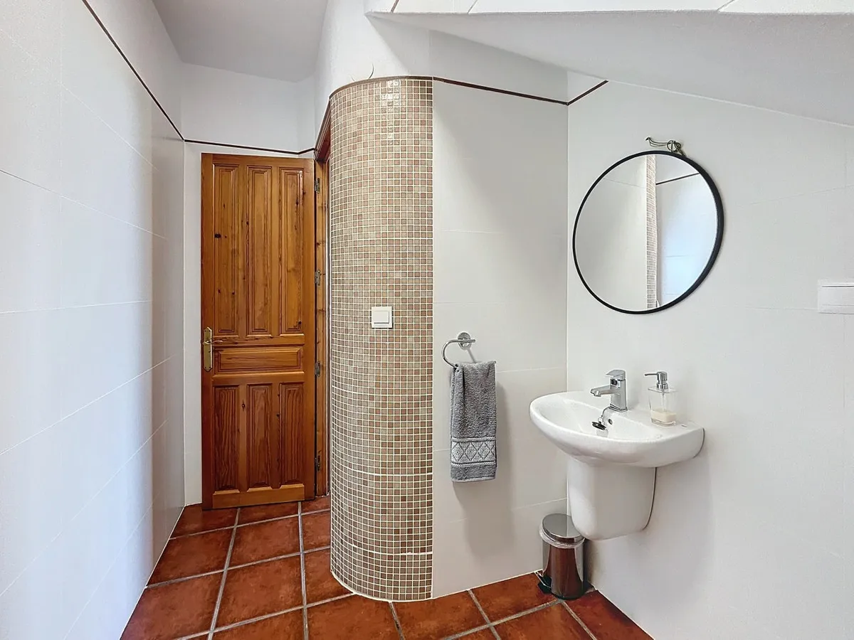 2928737e-1763-4723-ba79-fb94cc063d47