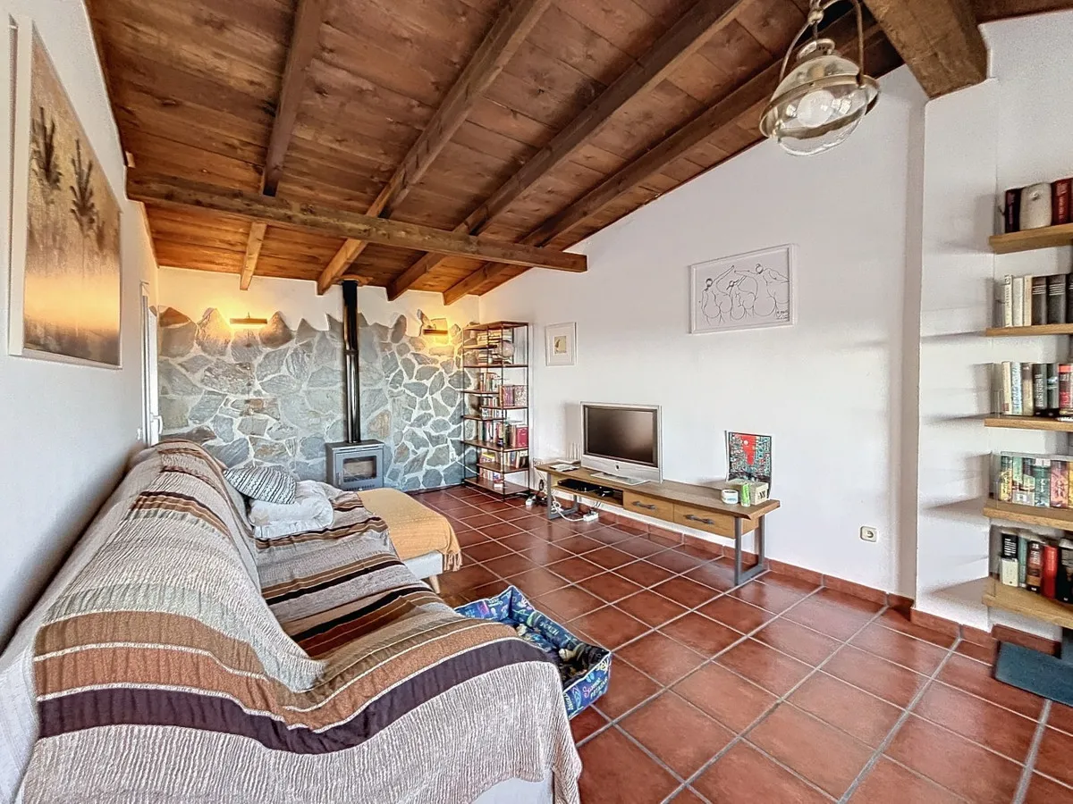 4eafc0e1-4839-4243-9438-b4be759180f9