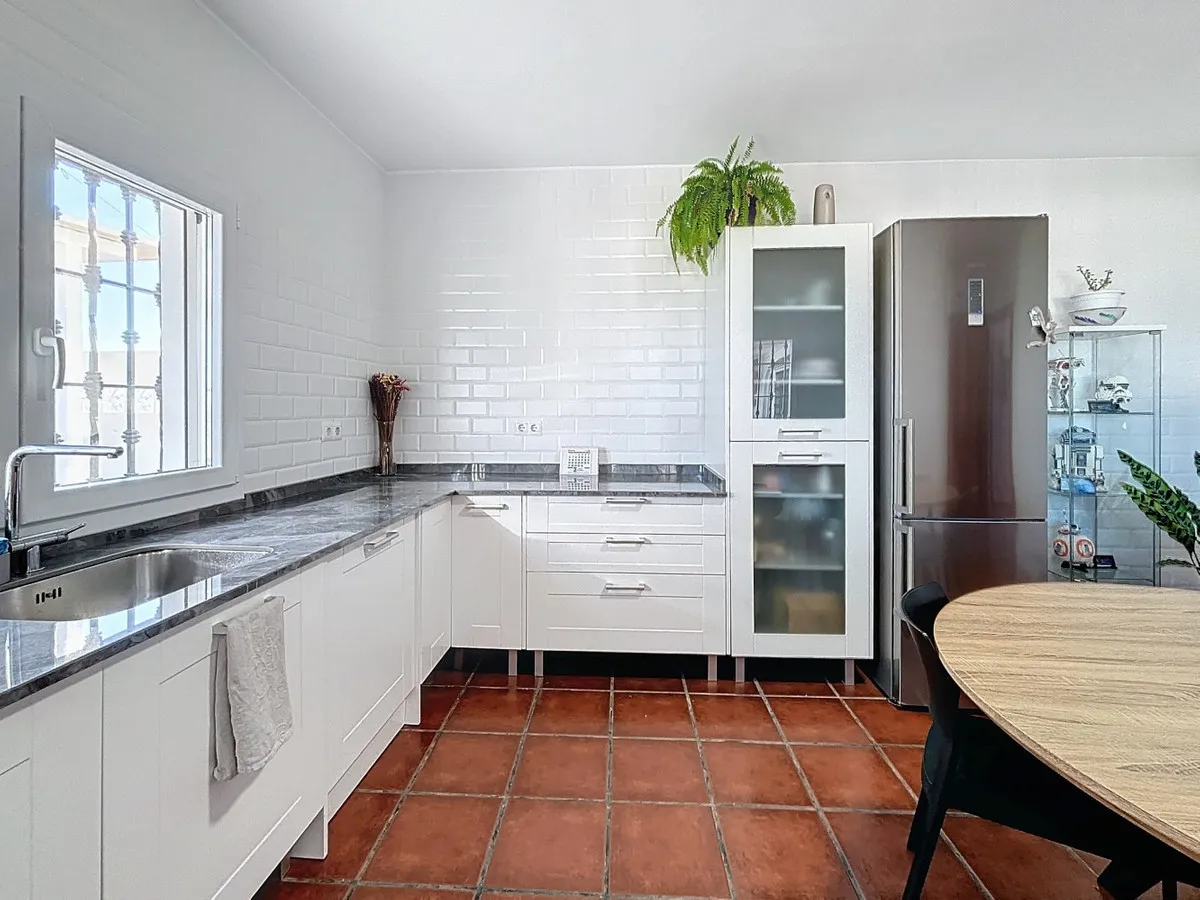 9c266150-9335-416f-a200-0aab69a02425