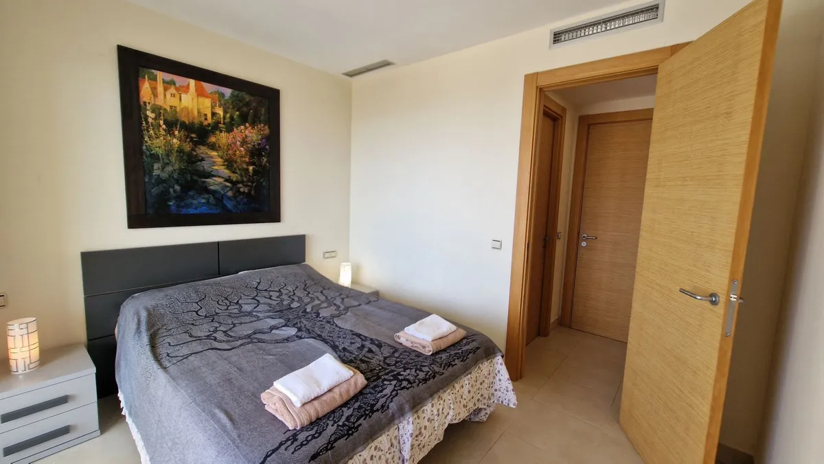 432046a9-ac78-495d-bba6-b3216ab6434a