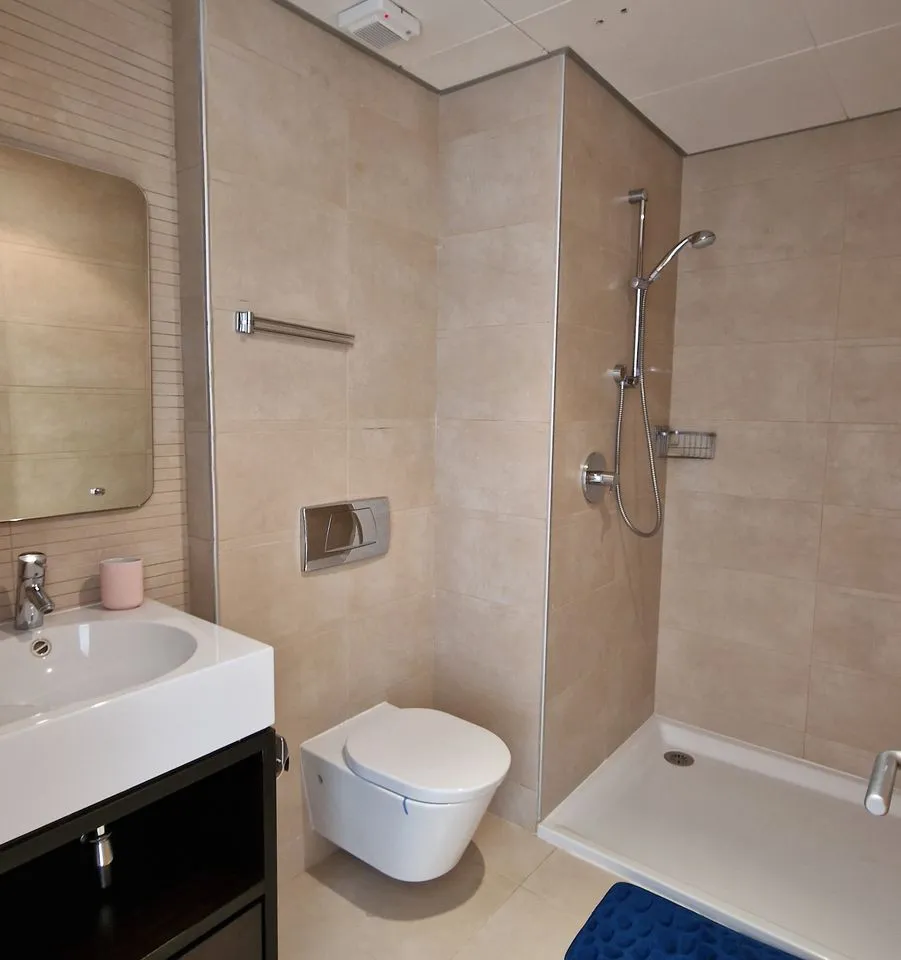 92a9138f-0c91-4eb0-9cc0-239841b20cf3