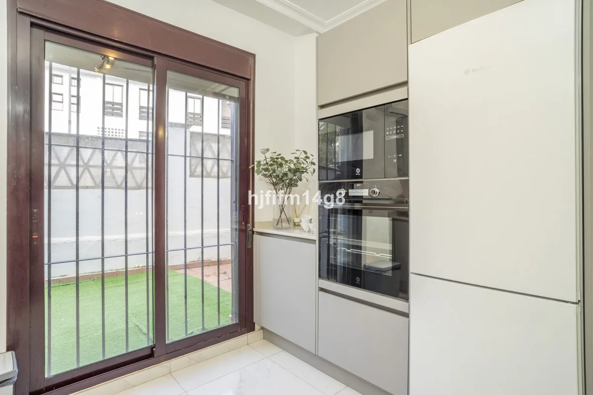 0572da12-25f0-49c5-a084-743eb7761ae1