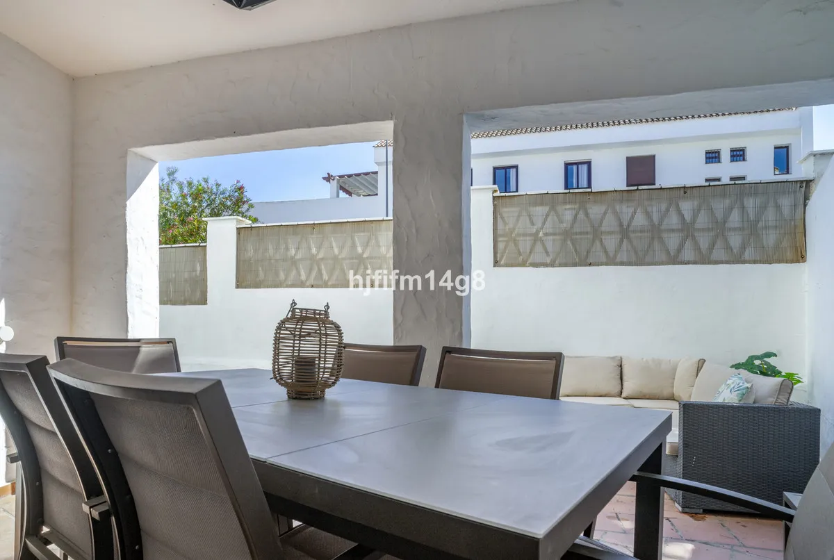 545afbee-51c3-4baa-b385-c1d0451e51bc