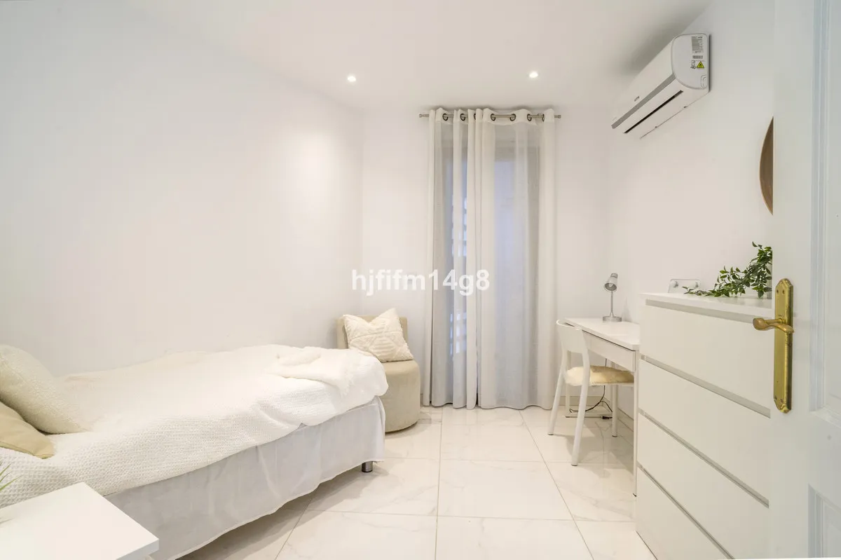 aa0ff600-8dea-4187-8c1e-93ca2c6d16fe