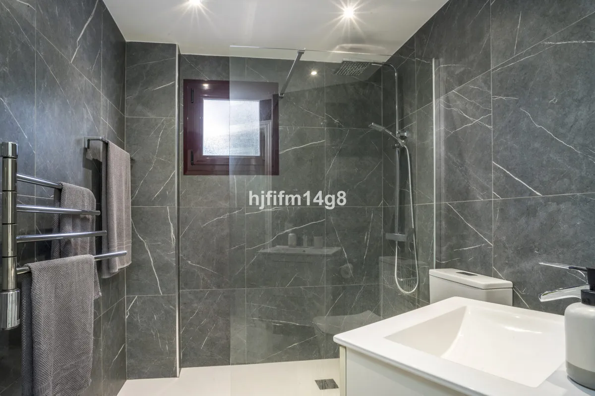 d48187a2-7124-4a26-ad66-5b81c7690222