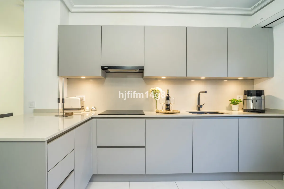 e4842744-fcee-4c0c-9788-a8413afc9270