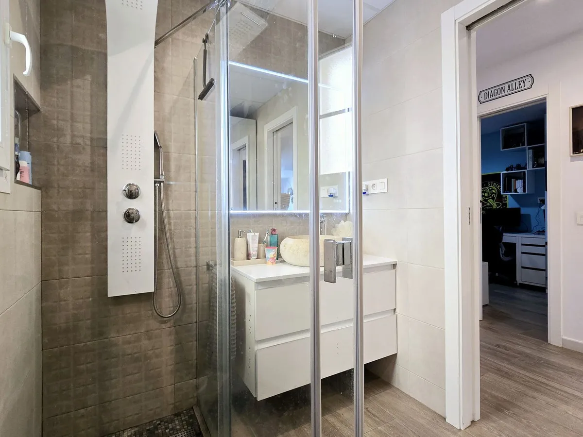 4dba4775-8999-4016-9054-6e657b54491a