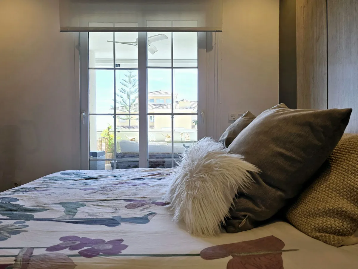 54bb2bf8-4d81-4e0d-b84a-36480ed60cd4