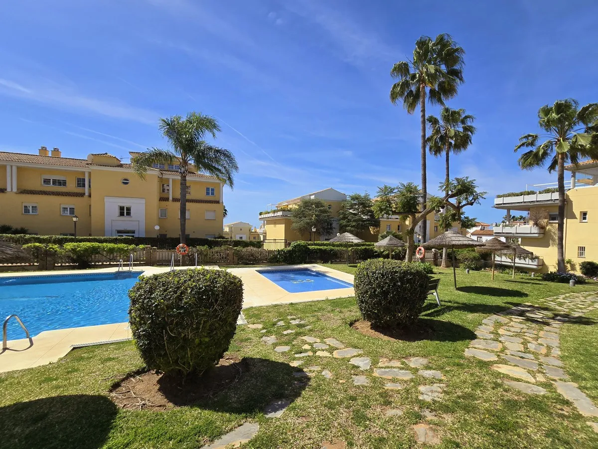 871b3a4c-09cc-4756-992f-1922c9ee46c1