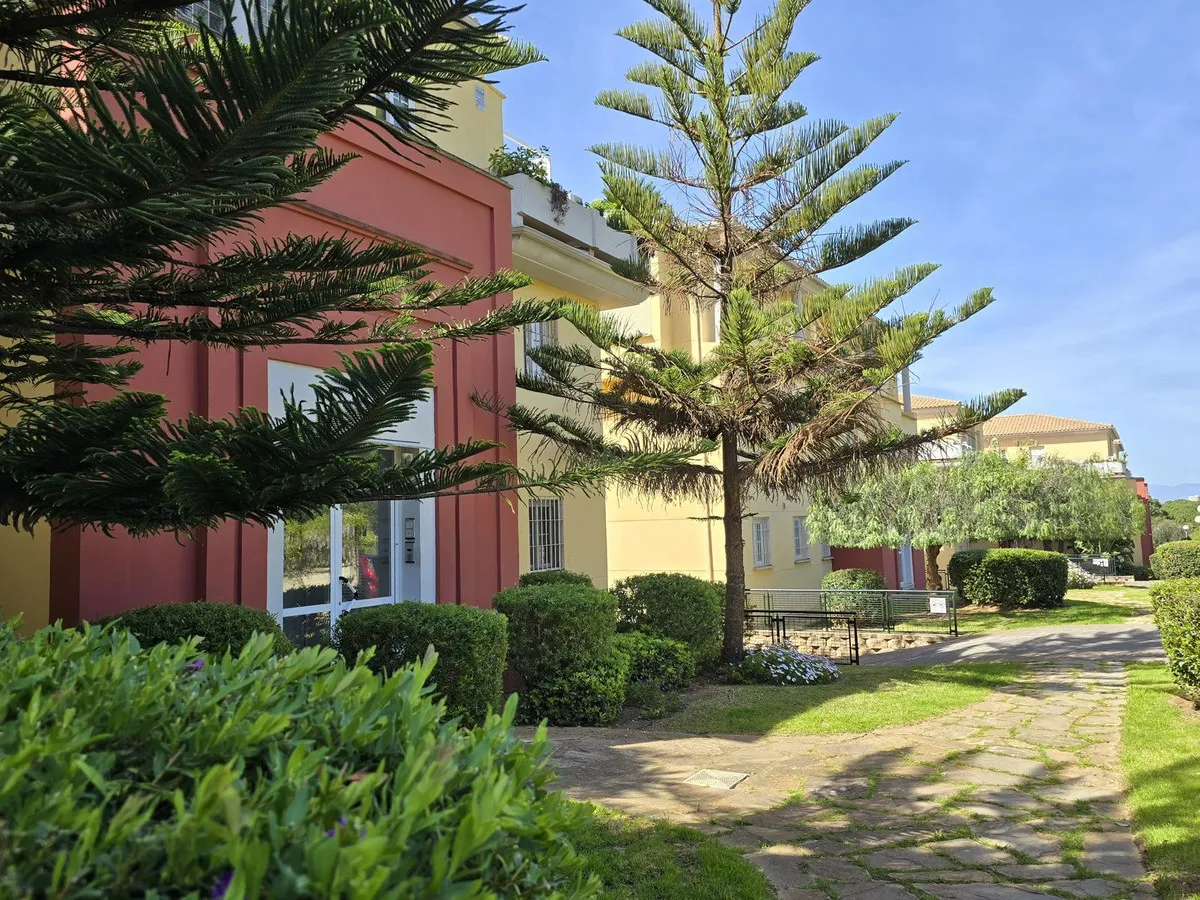 91309852-ee9d-47d8-98ff-7d2877759e27