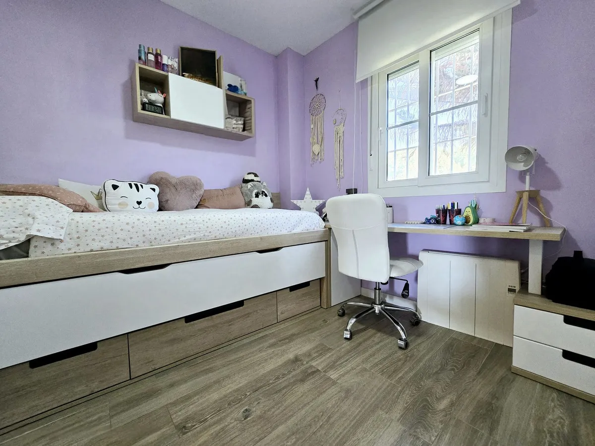 ebf3e0c8-1f6f-41f1-94e2-0cda45ea0092