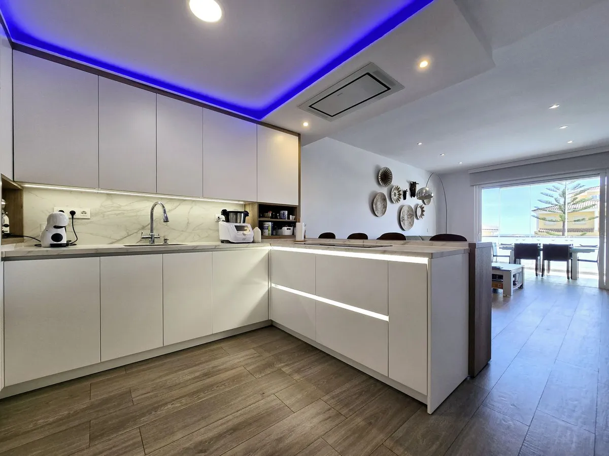 ff0e5182-0b1c-4c95-8614-601824a7ecf1