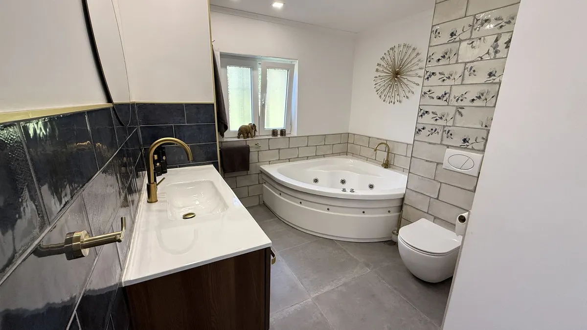 4e6f65ee-d53f-4903-9cef-c3b711e290f1