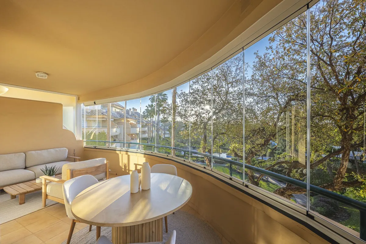 2ebe5d6c-b128-427d-a0ef-528be485cdd3