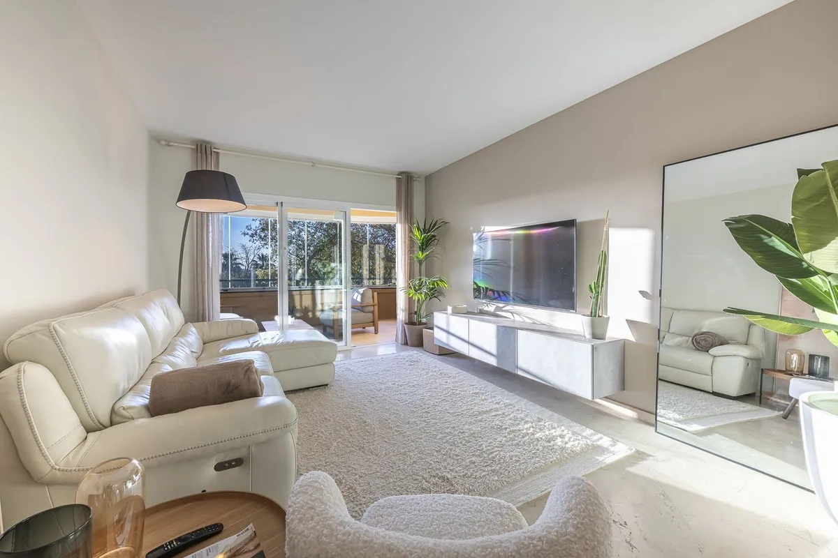 4a2f1a02-1705-475d-8036-f88fa2730044