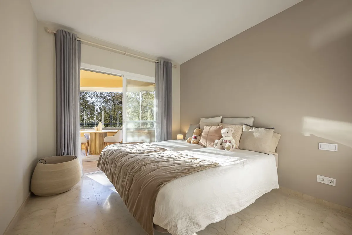 8369467b-5288-4b86-96dd-bd4d5fc7d2d2