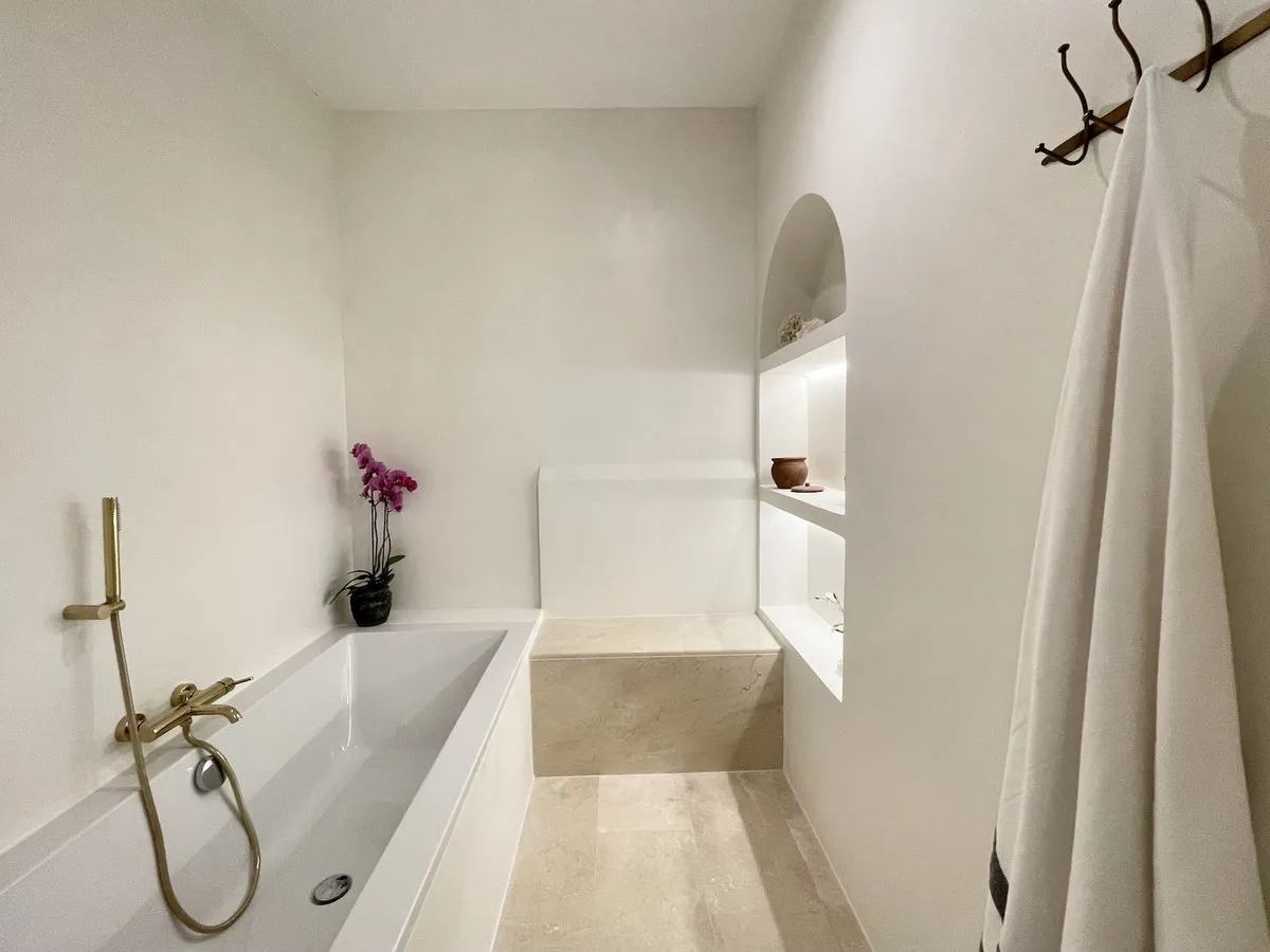 57d91e6b-3c7c-4ff3-85f6-f13b56f291be