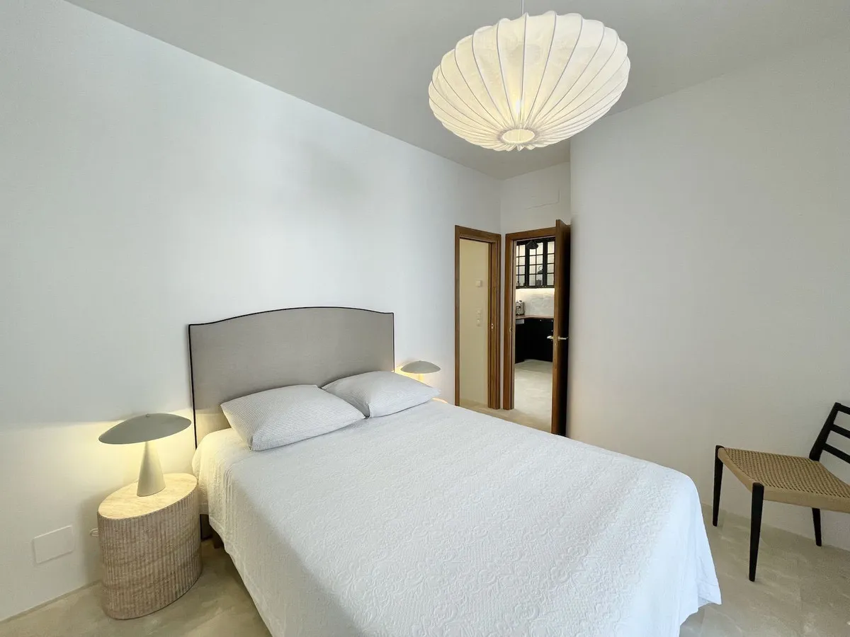 8da976a9-1df4-4f6b-a0a9-19300a570a93