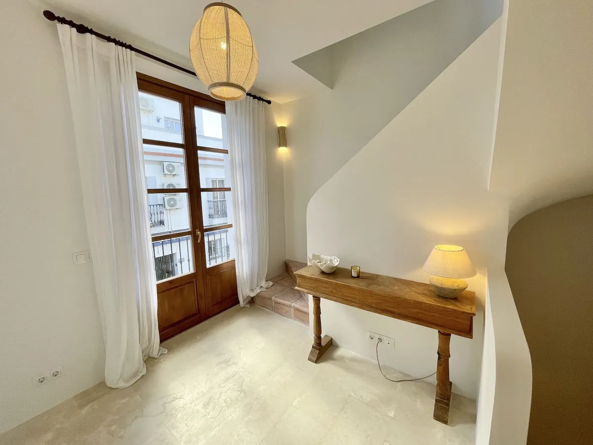 d39a20f2-5957-4b7a-8765-f5cf21b90261