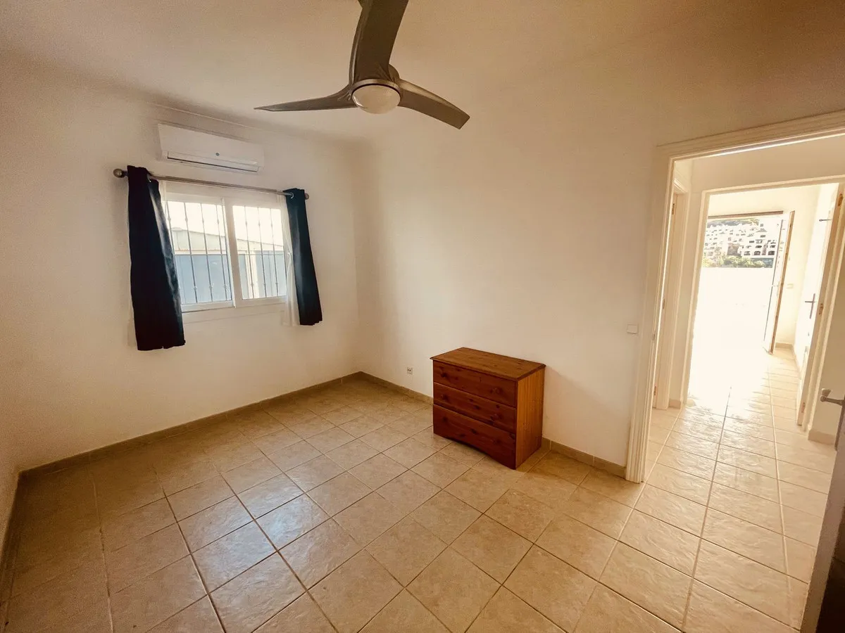 25202c87-6f42-4f90-9356-ecb35c44da76