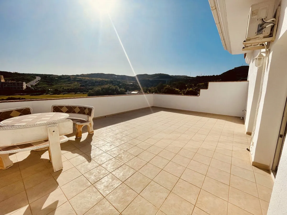 653c4d4c-d2c2-4398-ba1f-b2bd9d5eb7e3