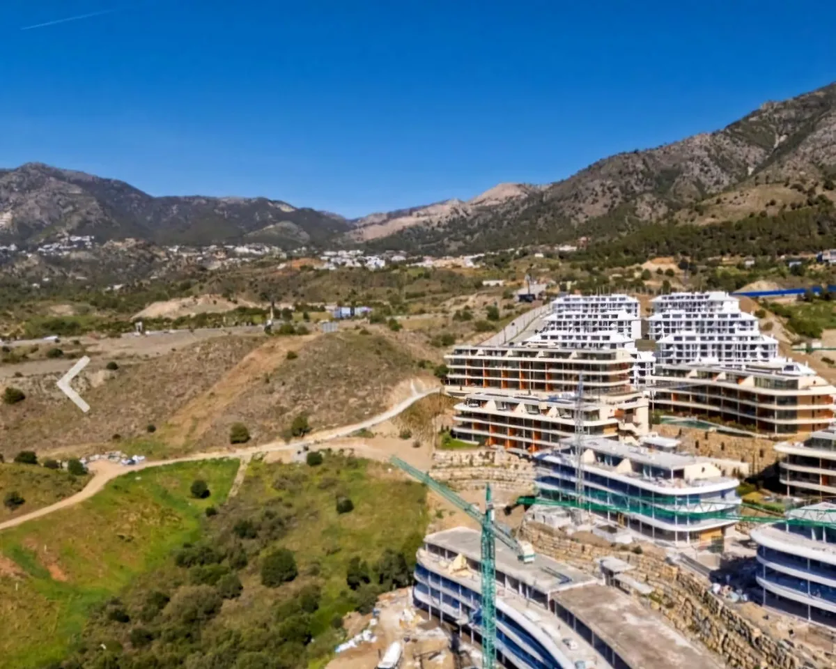 201db6c0-feb7-4c34-b3d7-67185e26185f