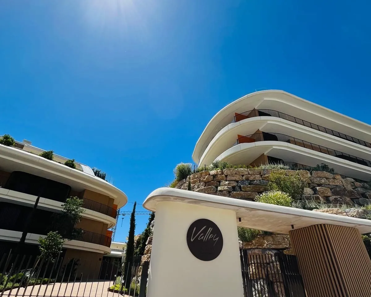 73679341-e5c7-426b-8df9-ba994a2bd614