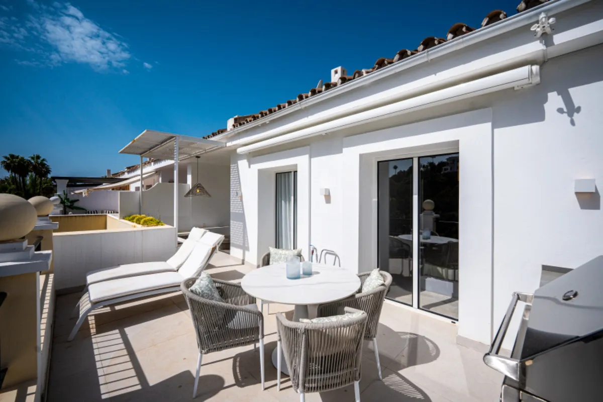 5162325b-bfd0-4972-b0c7-8112c10e213f