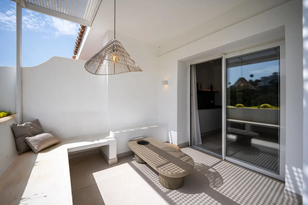 7b526a9e-ad7c-4b82-b0b1-24c8bff80302