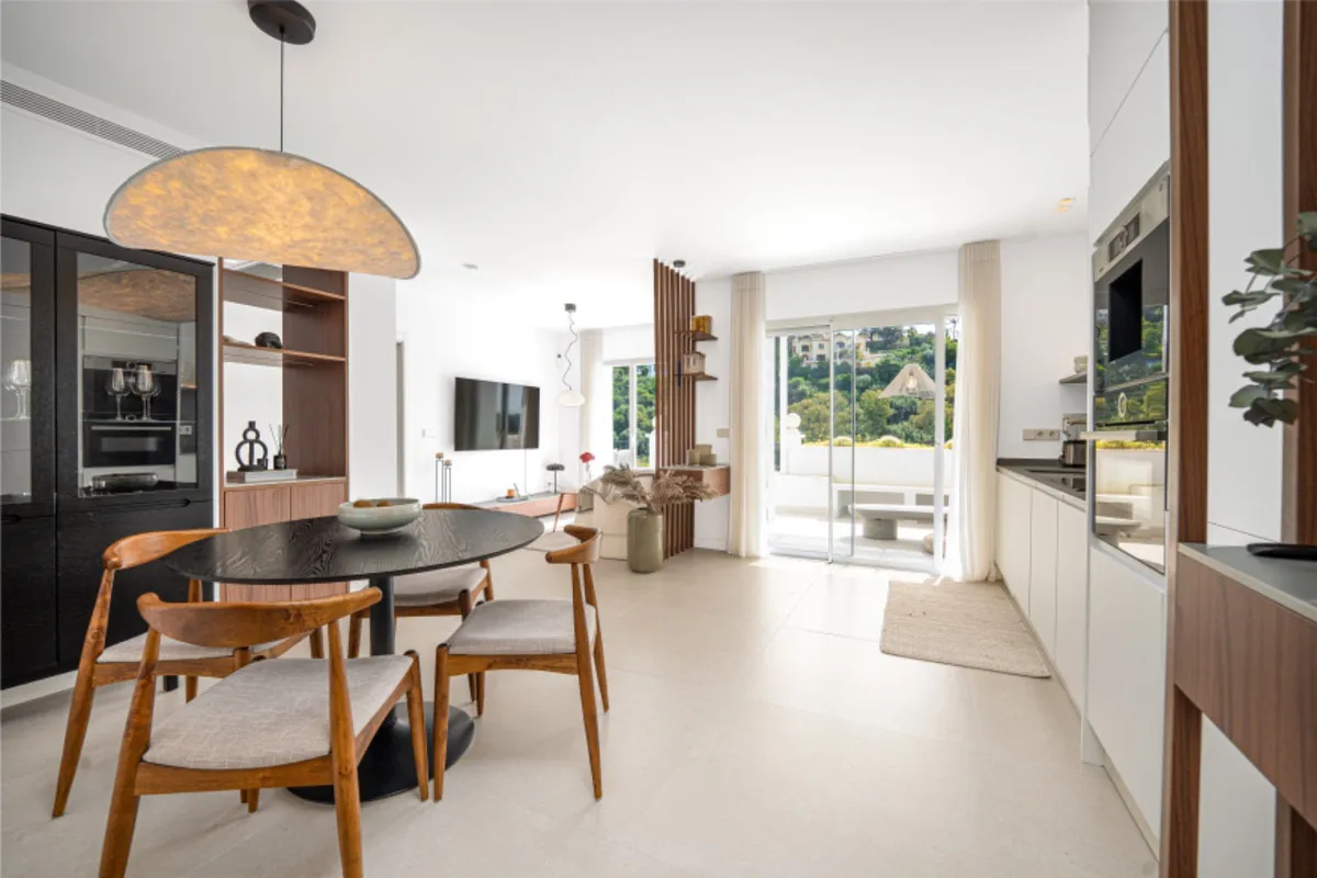 a3d5e031-fa10-4869-bf1f-be1d0f2f73b4