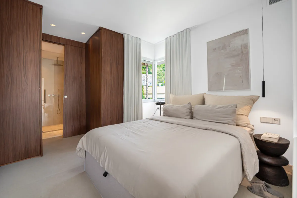 b0f17420-f75a-415f-9154-24b265b8175b