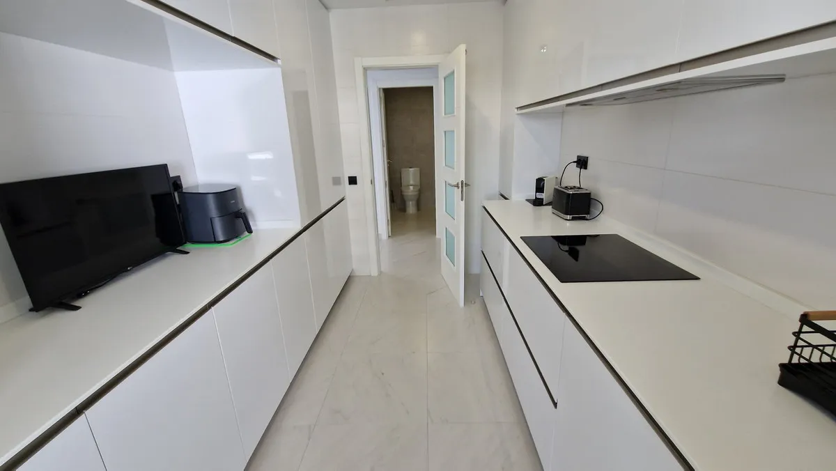 93bbdfe0-12f8-4a5f-a02f-82794cdf06e6