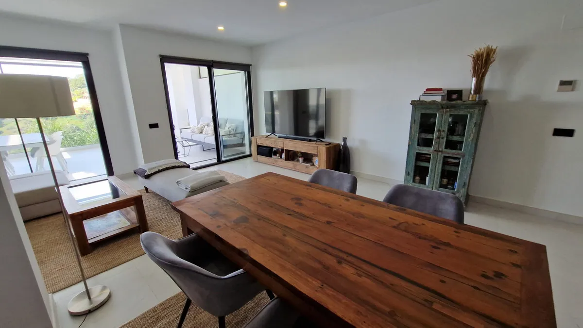 c84b8b7d-9cdf-420a-955c-05aaea027d7e