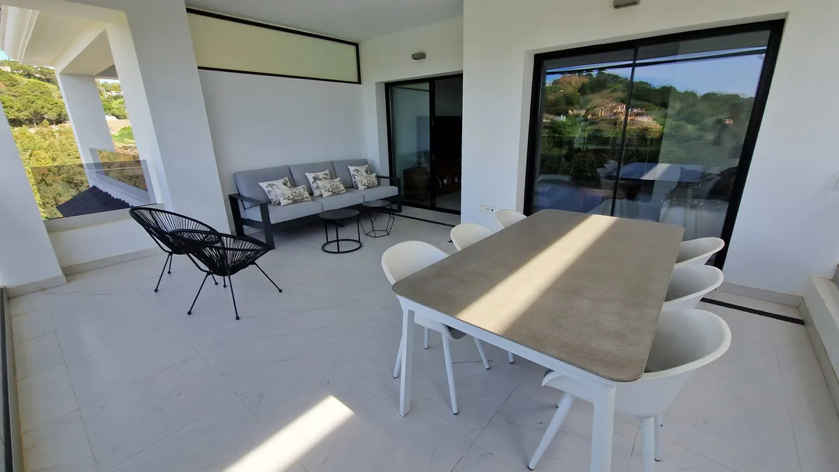 f0654c7f-6f08-4854-b778-f86a80595716