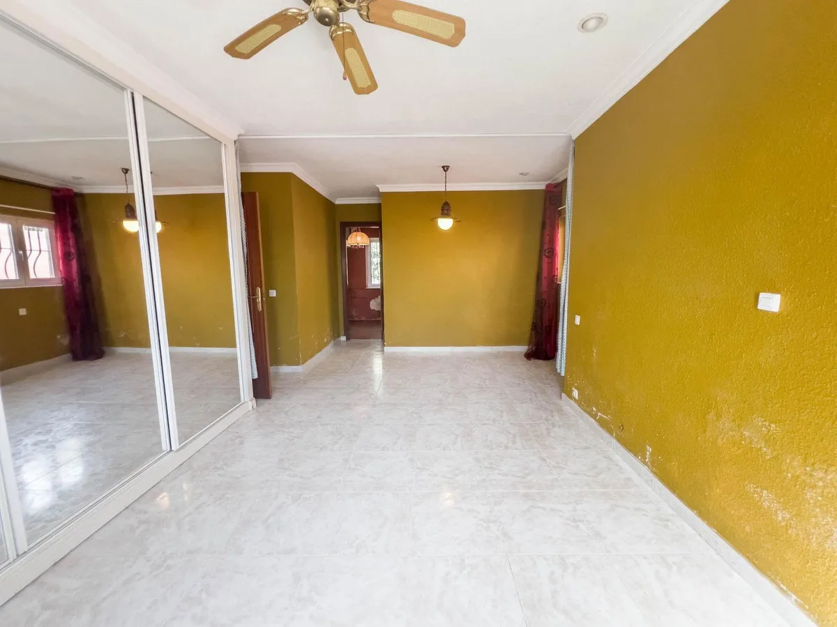 71c2de23-e928-4ef4-b24d-3a7776062aa8