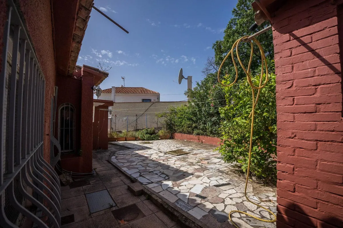 9b053d63-0426-48e4-a4e3-63d7b3757b6c