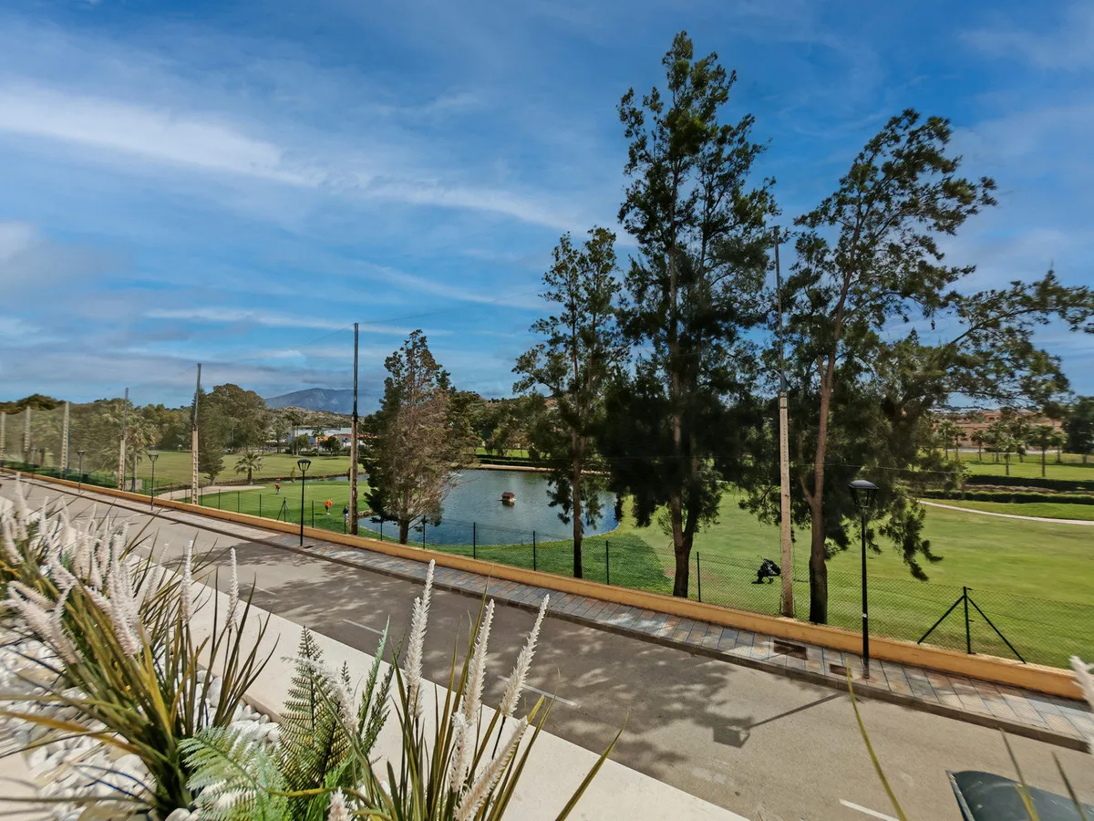 2524ddb3-370e-463d-a241-fef115de4ca5