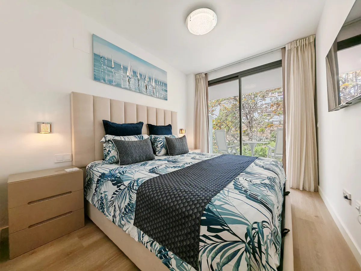 b2b8b2ca-5498-4029-a65c-5b38576103fa