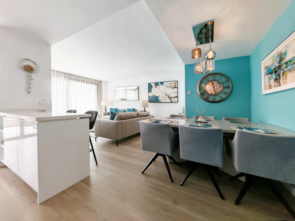 de811021-8a5b-4a90-82c7-1ad4a2998f0d