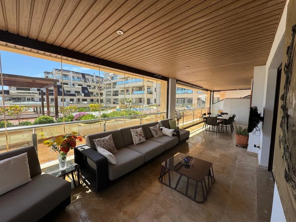 d5694f20-18c3-4a37-be15-288494579532