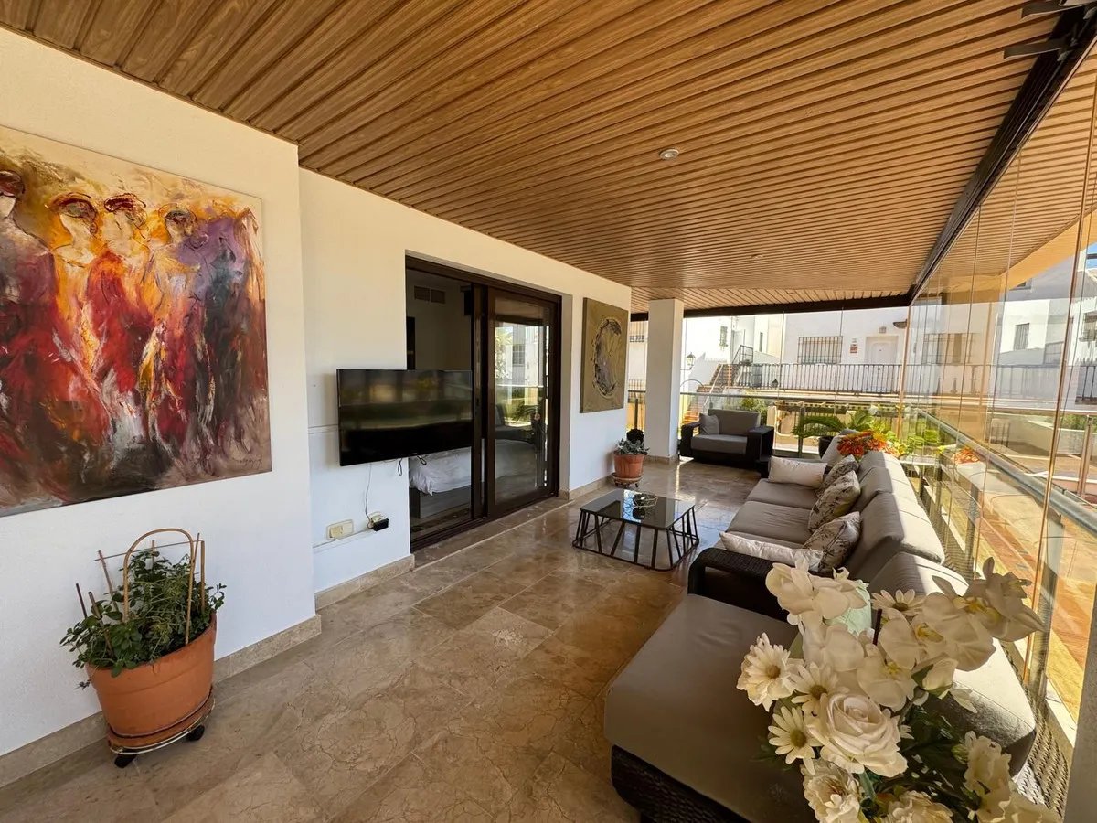 e53d6201-d1c2-4d98-bbab-8c14b172e5a6