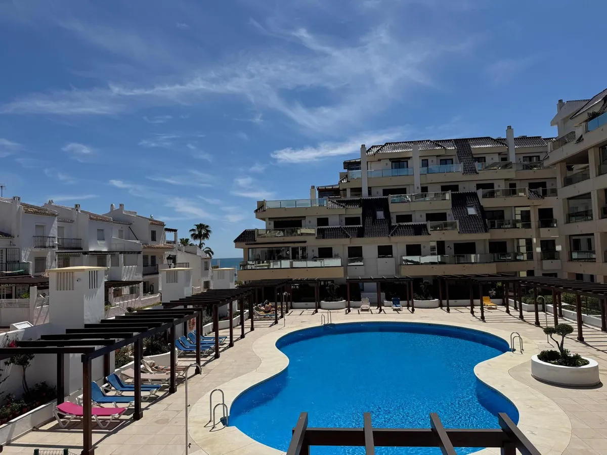 fd80422b-38dd-46fc-b5e8-ef67138ffa62