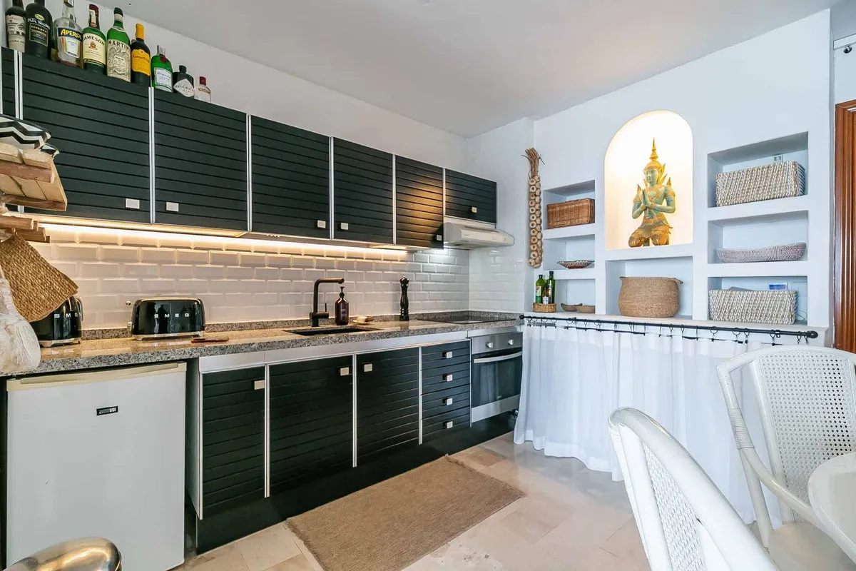 0b5a1748-4073-492b-9634-4b53cceb39ab