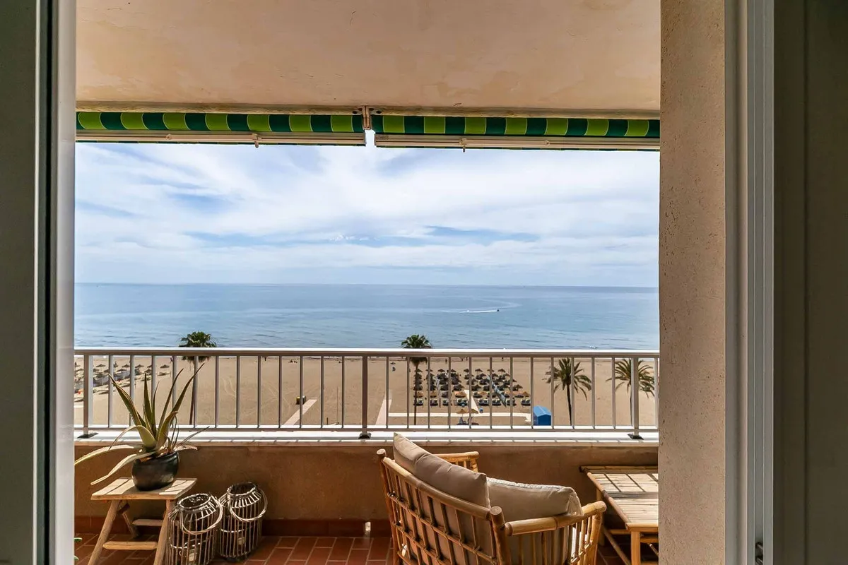 6b39921e-0fa1-4918-95fe-9130762a287a