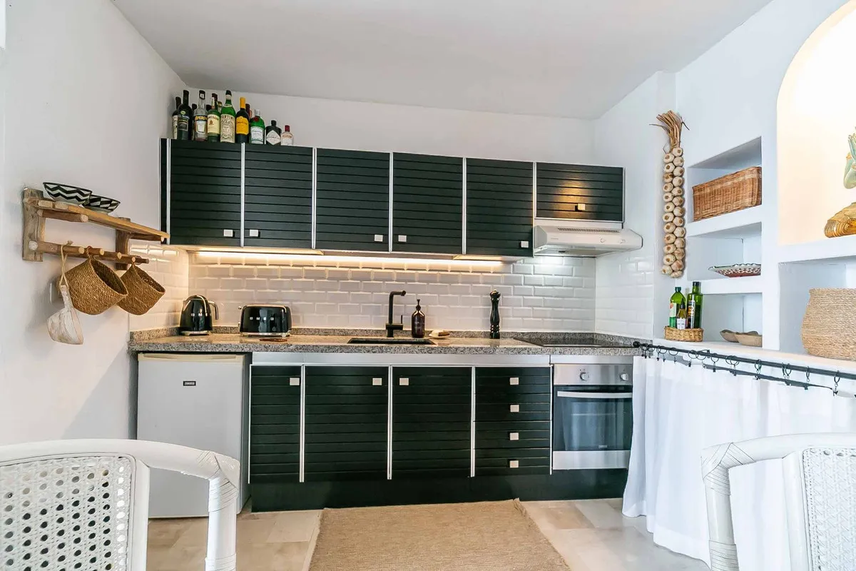 9f26cb21-26fb-4646-86b3-05e5d49bc823