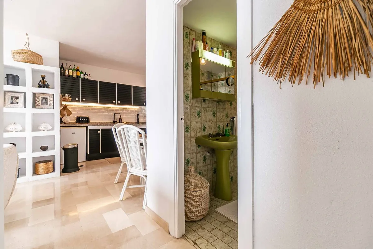 fbf87ca2-328f-44aa-aaa7-2c60e27b10a4