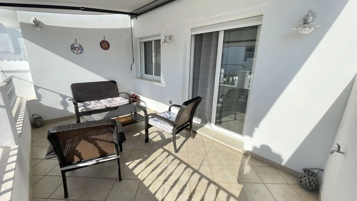 4b1c2085-5643-4e98-a6c3-dd0534250472