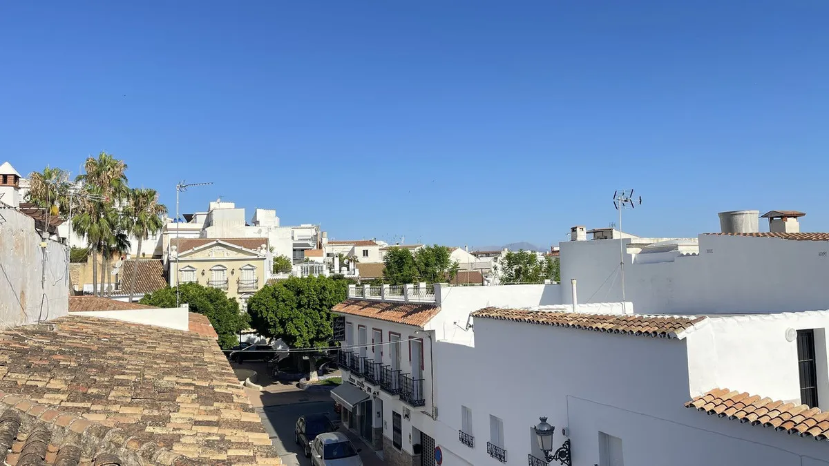 adfa5855-cd86-4b4d-b6c6-0b18240abffd