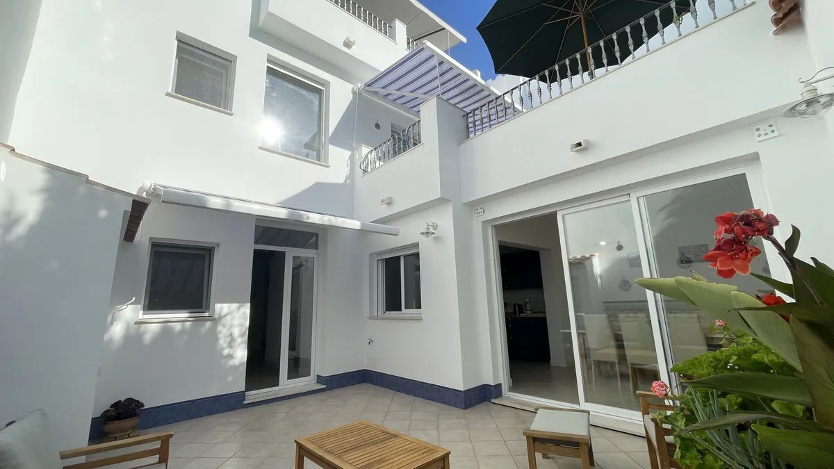 b27b8f38-4f7f-4d47-bbc1-a407a2ce47e0